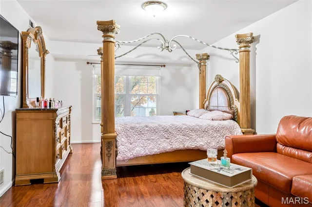 $535,000 | 1730 Woodmore Oaks Drive, Manchester, MO 63021