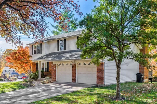 $535,000 | 1730 Woodmore Oaks Drive, Manchester, MO 63021