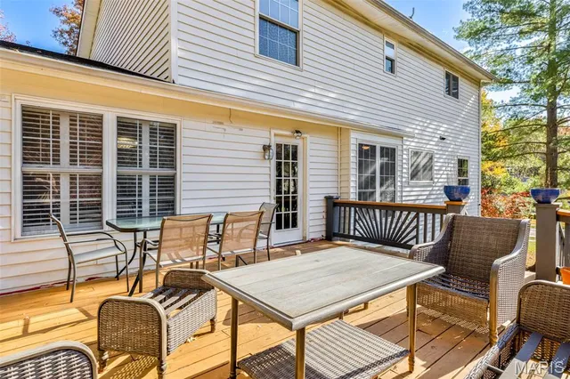 $535,000 | 1730 Woodmore Oaks Drive, Manchester, MO 63021