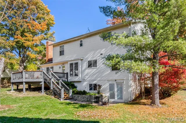 $535,000 | 1730 Woodmore Oaks Drive, Manchester, MO 63021