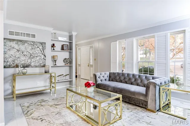 $535,000 | 1730 Woodmore Oaks Drive, Manchester, MO 63021