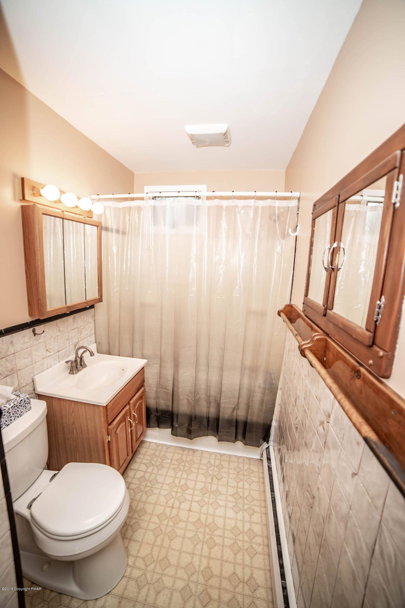 7599 Cherry Valley Road Stroudsburg, PA 18360 - Photo 20 of 29 49151091_506974419812026_876774263028187