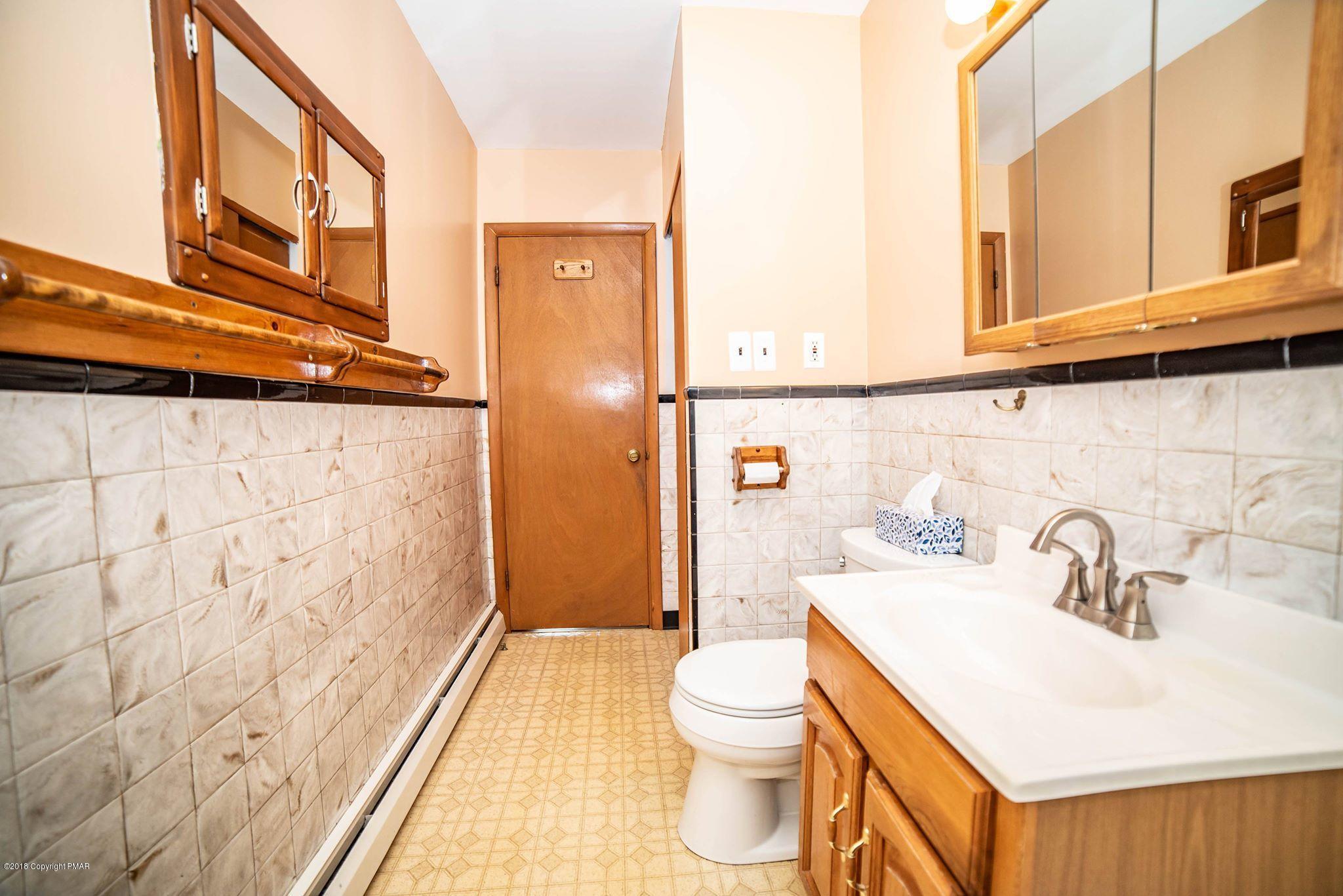 7599 Cherry Valley Road Stroudsburg, PA 18360 - Photo 21 of 29 49259657_1646010692167021_31322201088107