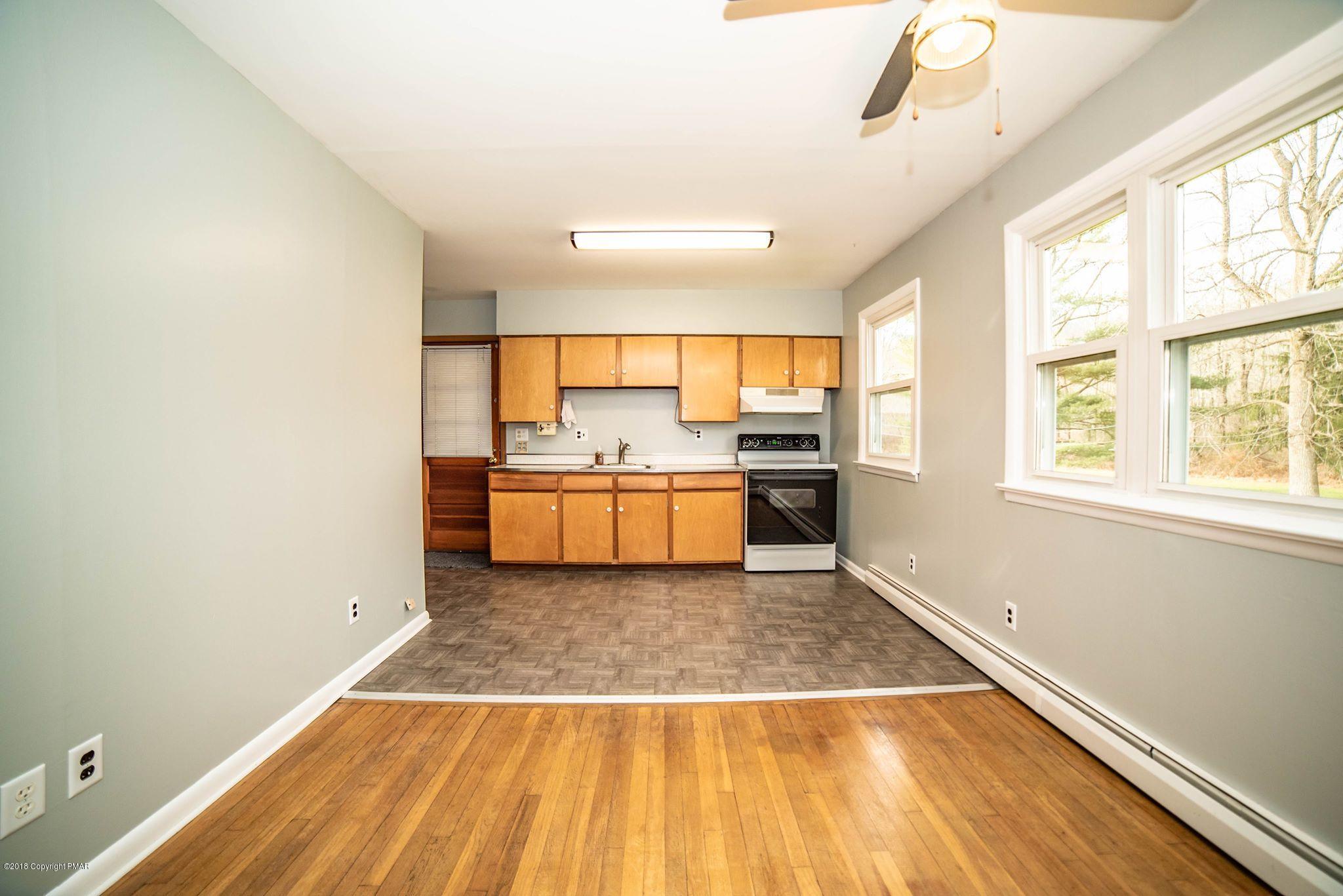7599 Cherry Valley Road Stroudsburg, PA 18360 - Photo 24 of 29 49164616_590694374711324_477963348610750