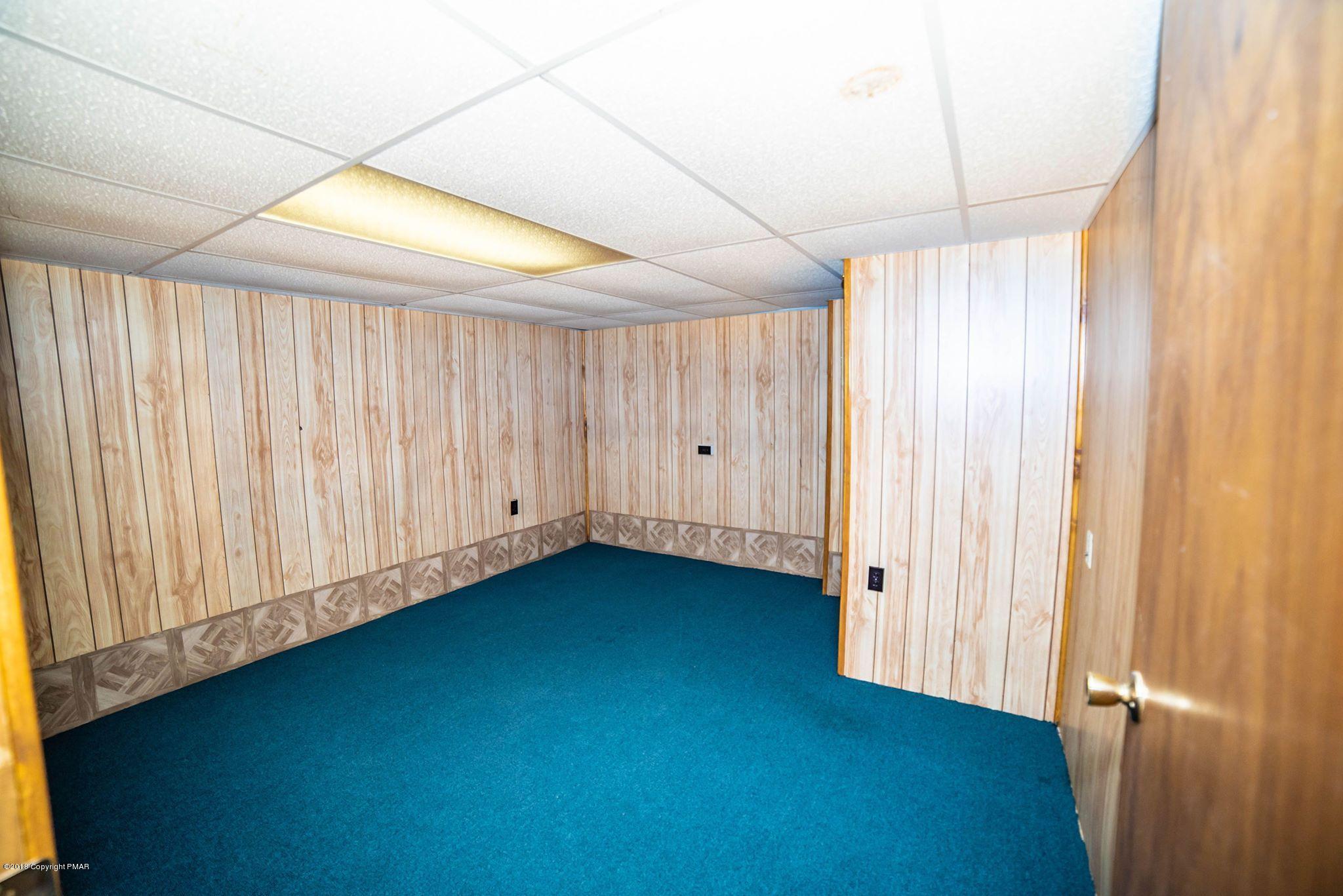 7599 Cherry Valley Road Stroudsburg, PA 18360 - Photo 25 of 29 49419829_1830547580401992_12224597782031
