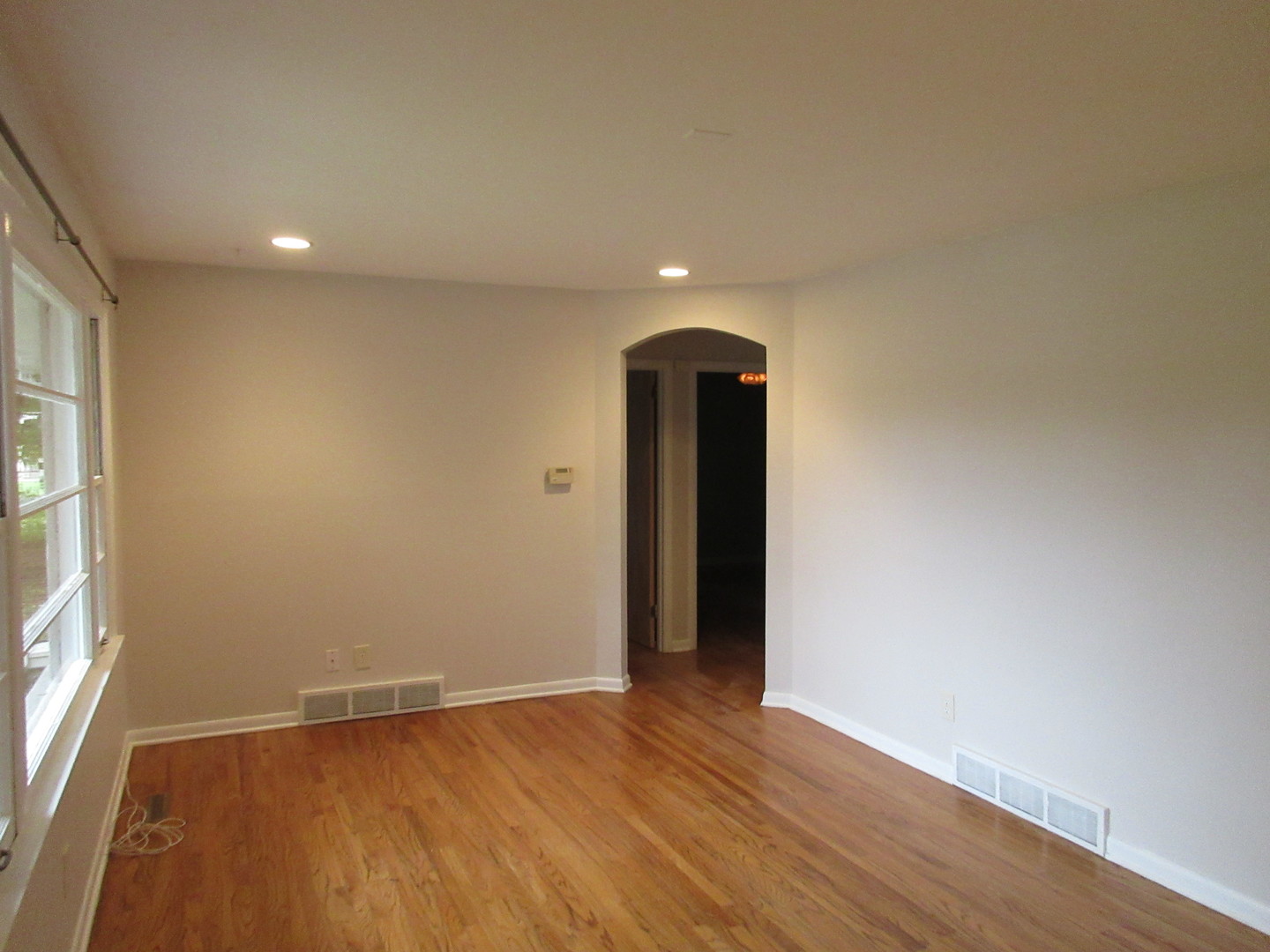 2601 Crystal Lake Road Cary, IL 60013 - Photo 2 of 19 Gallery Image 2