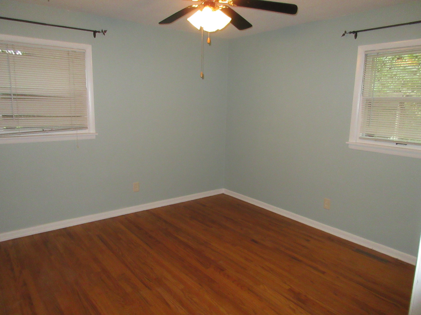 2601 Crystal Lake Road Cary, IL 60013 - Photo 5 of 19 Gallery Image 5