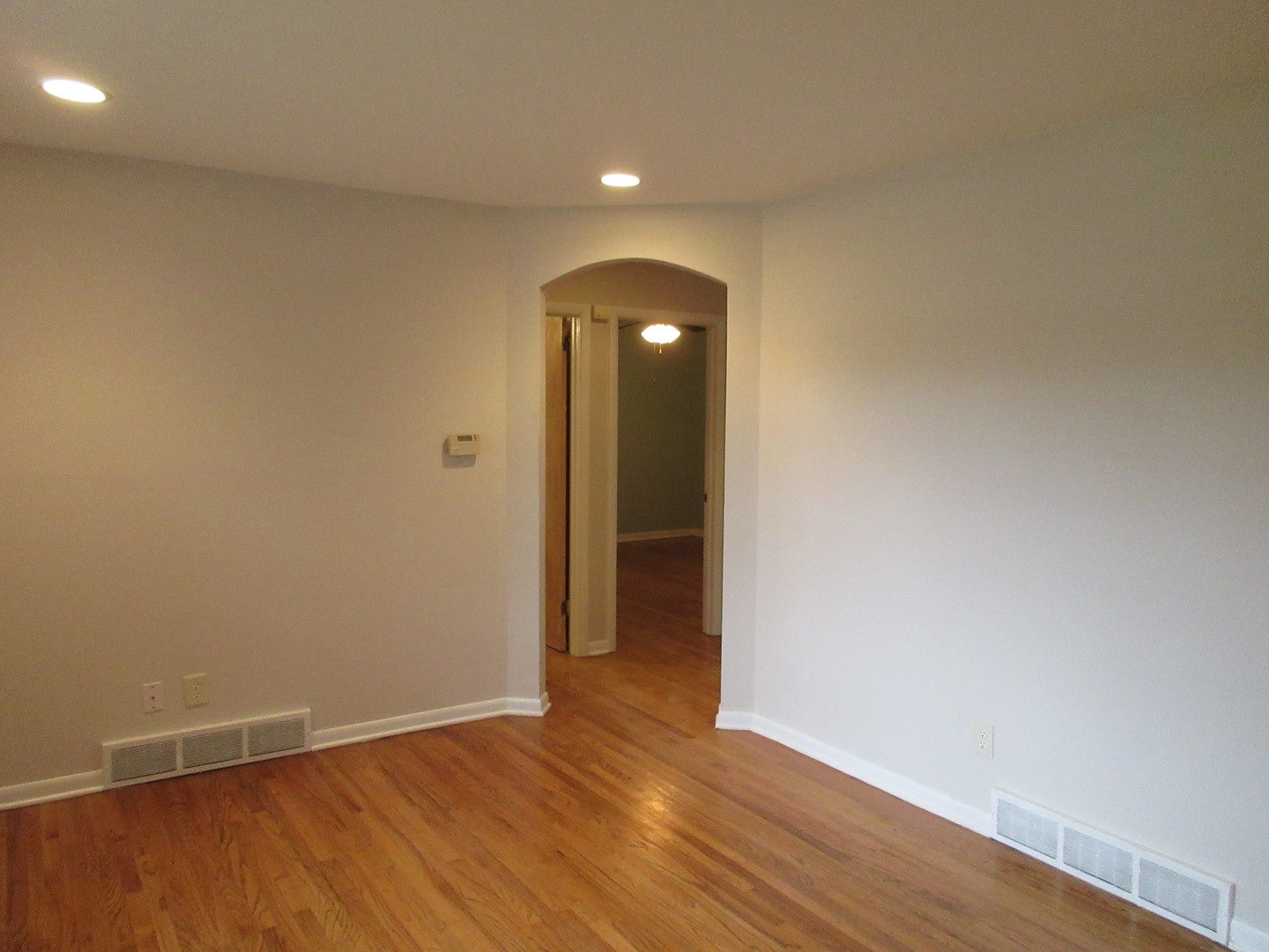 2601 Crystal Lake Road Cary, IL 60013 - Photo 7 of 19 Gallery Image 7