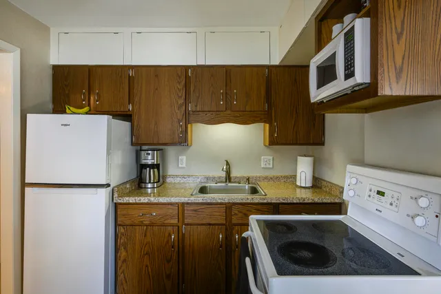 $899,000 | 229 North Ludington Street, Columbus, WI 53925