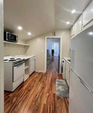 $899,000 | 229 North Ludington Street, Columbus, WI 53925