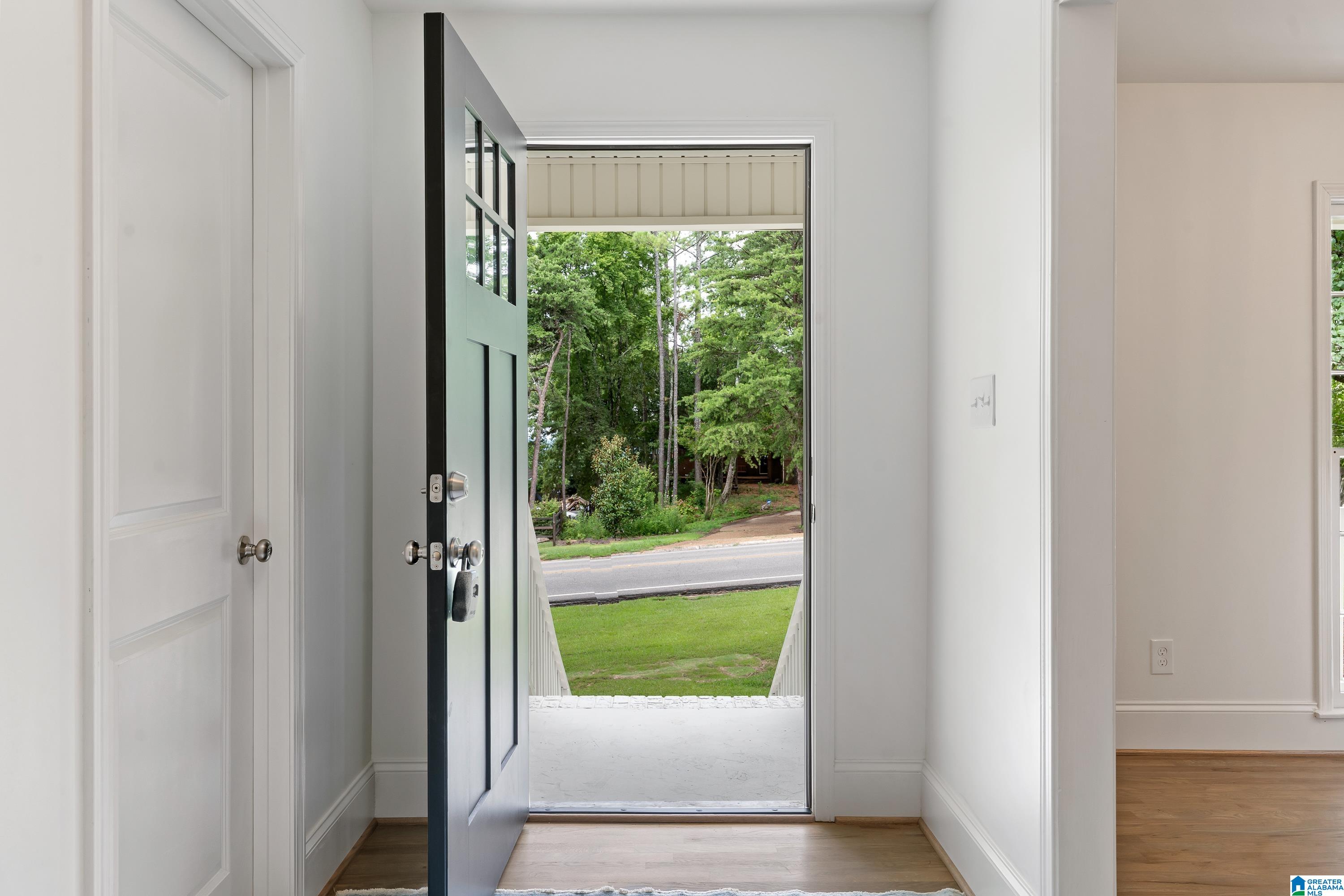 289 Shades Crest Road Birmingham, AL 35226 - Photo 6 of 56