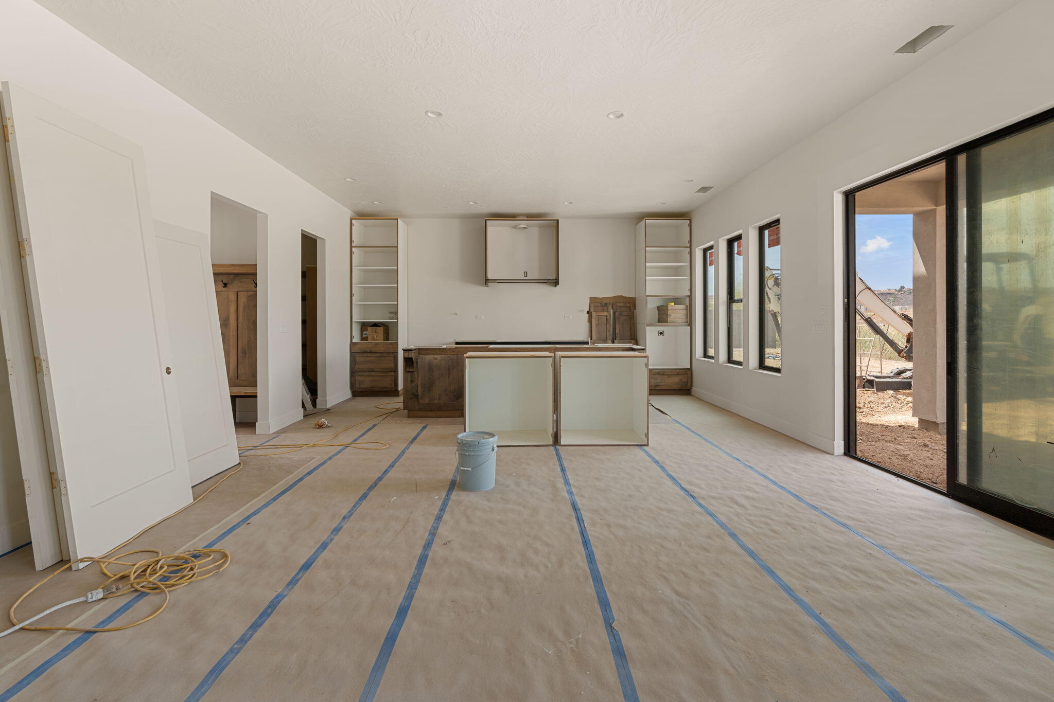 2651 East Rosedale Drive St. George, UT 84790 - Photo 4 of 24 4-web-or-mls-e-rosedale-dr