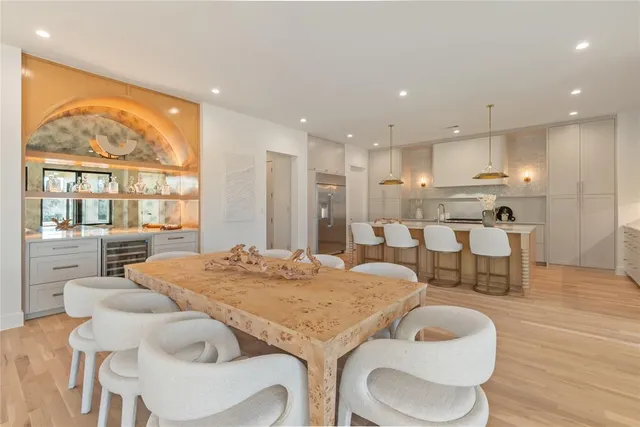 $2,775,000 | 6902 La Vista Drive, Dallas, TX 75214