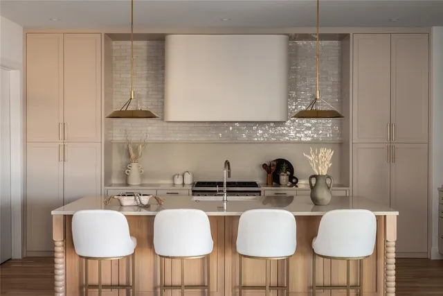 $2,775,000 | 6902 La Vista Drive, Dallas, TX 75214