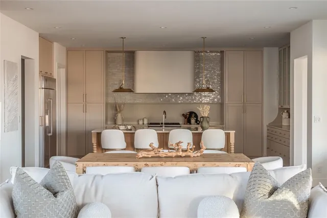 $2,775,000 | 6902 La Vista Drive, Dallas, TX 75214