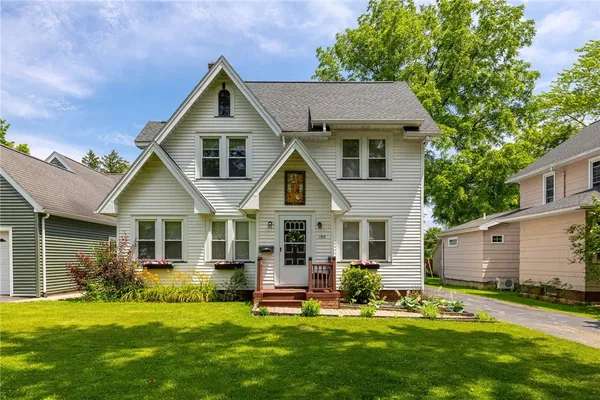 $299,000 | 196 Antlers Drive, Rochester, NY 14618