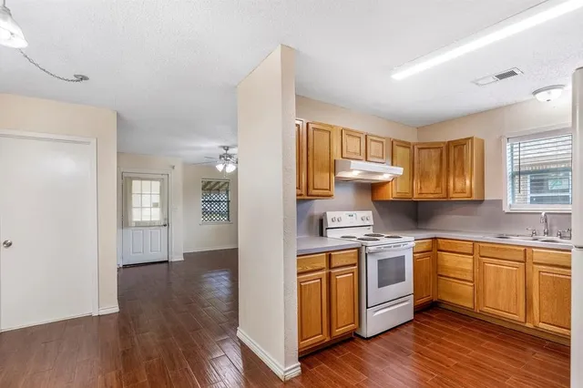 $1,495 | 5310 6th Street, Crosby, TX 77532