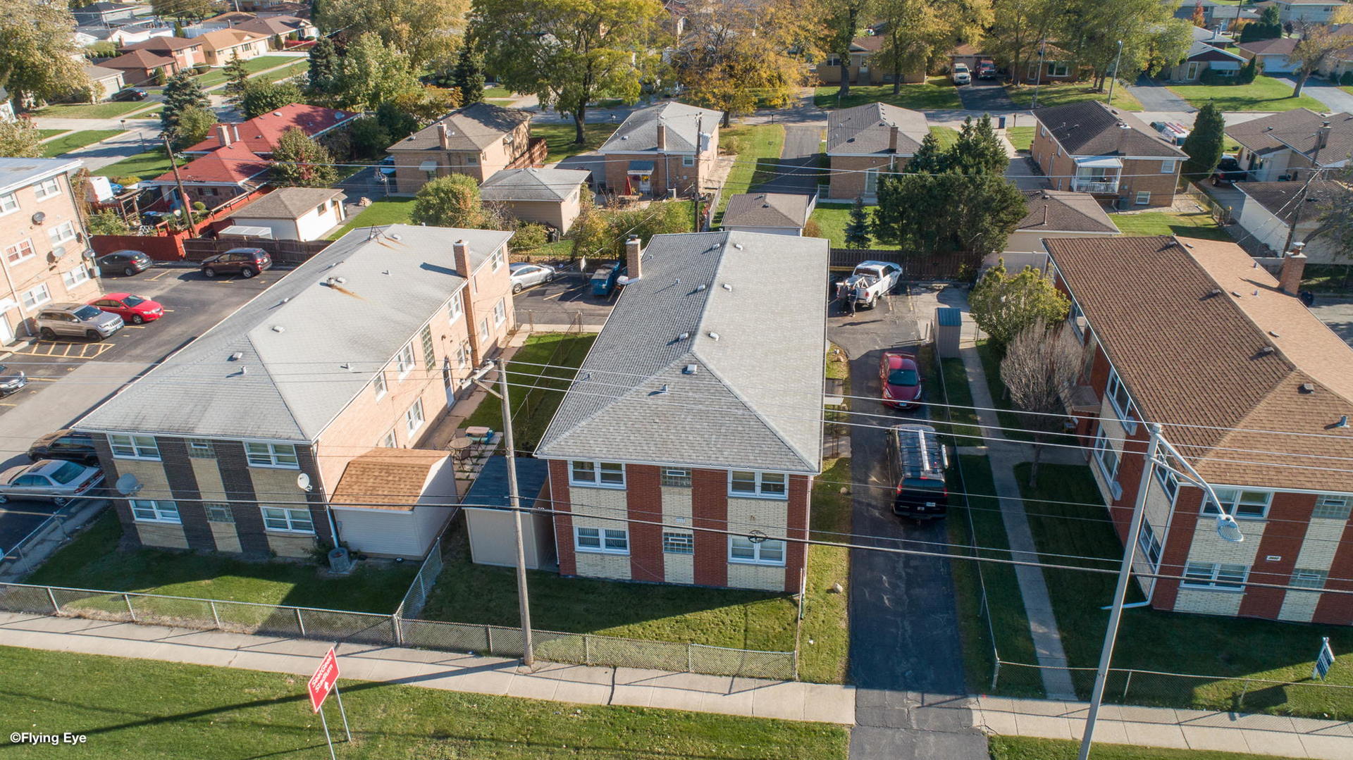 7535 Roberts Road Bridgeview, IL 60455 - Photo 28 of 30 a aerial view of a house