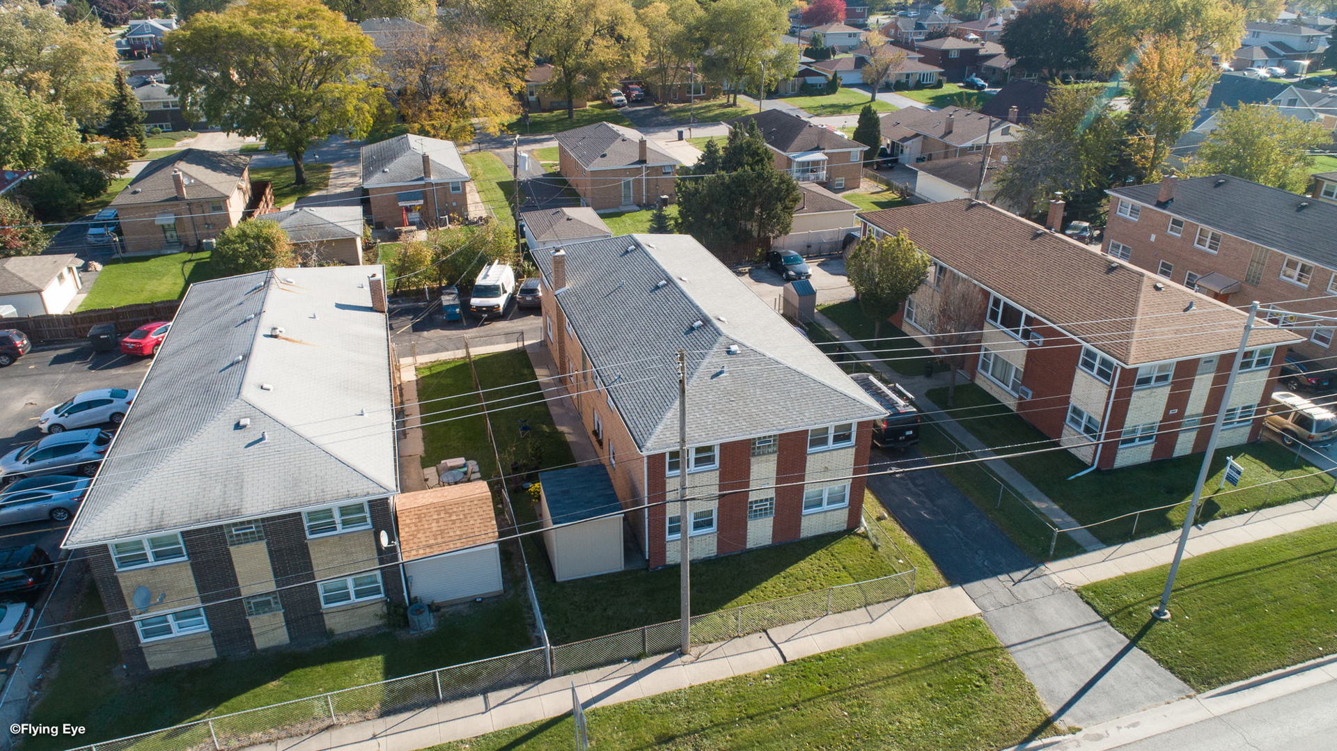 7535 Roberts Road Bridgeview, IL 60455 - Photo 29 of 30 an aerial view of multiple houses