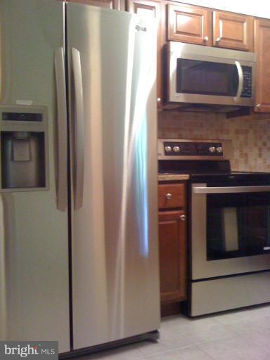 2233 Cartwright Place Reston, VA 20191 - Photo 12 of 14 Kitchen #3