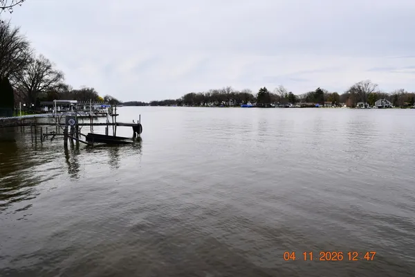 $650,000 | 1022 River Terrace Drive, Johnsburg, IL 60051