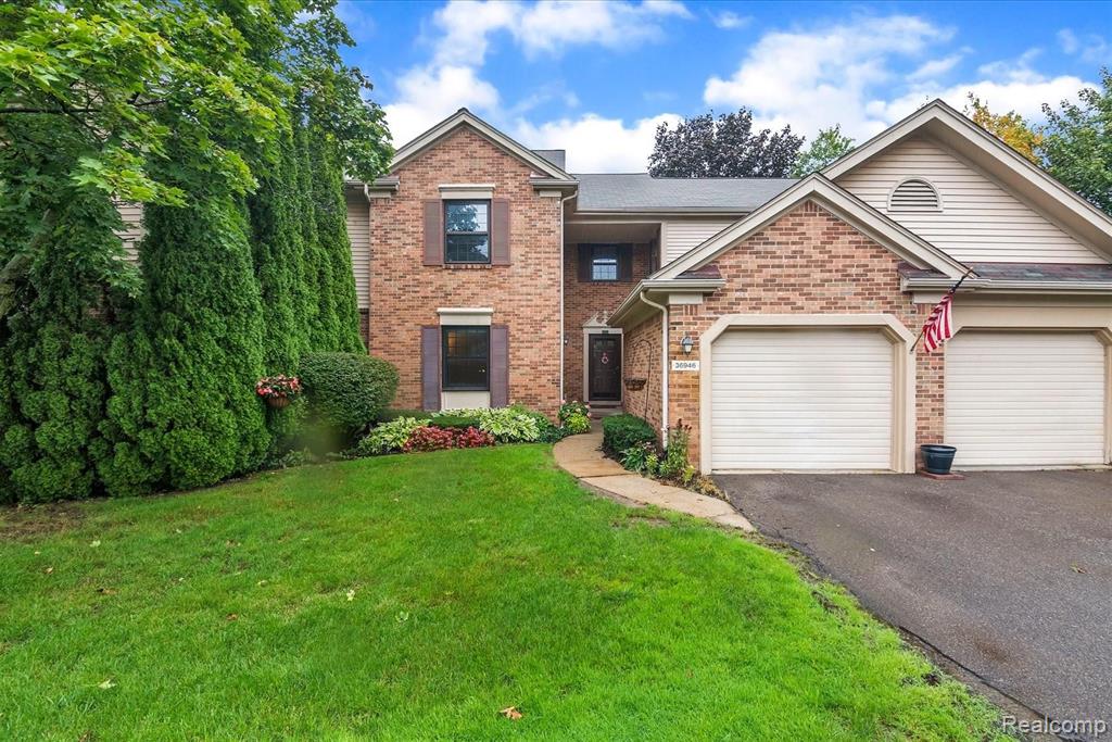 36944 Ridgedale Court, Unit 77 Farmington Hills, MI 48331 - Photo 1 of 38