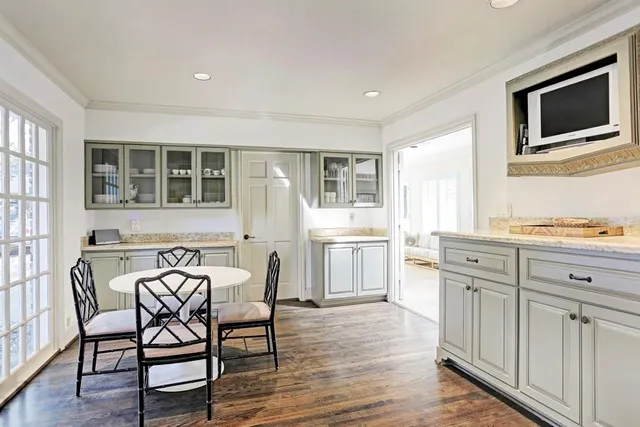 $9,500 | 5508 Candlewood Drive, Houston, TX 77056