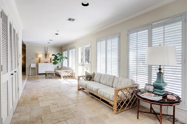 $9,500 | 5508 Candlewood Drive, Houston, TX 77056