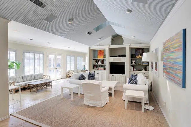 $9,500 | 5508 Candlewood Drive, Houston, TX 77056