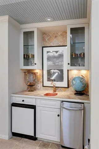 $9,500 | 5508 Candlewood Drive, Houston, TX 77056