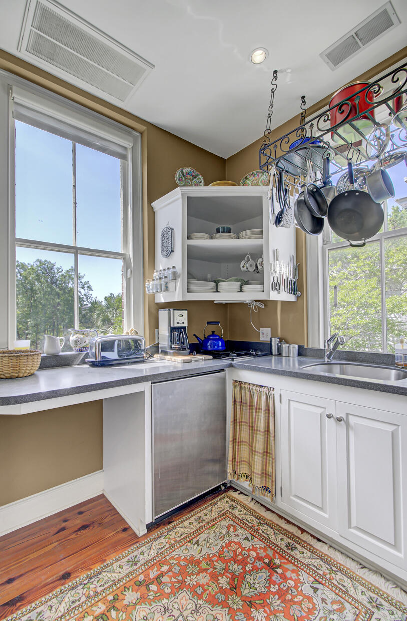 55 Laurens Street, Unit H Charleston, SC 29401 - Photo 29 of 35 31