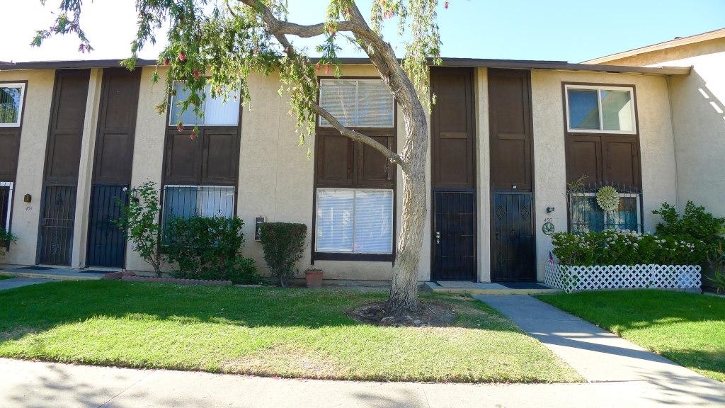 452 Verde Ridge Court Spring Valley, CA 91977 - Photo 2 of 15