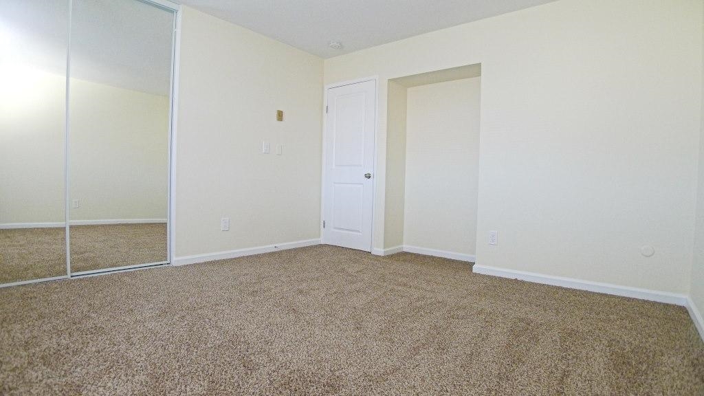 452 Verde Ridge Court Spring Valley, CA 91977 - Photo 10 of 15