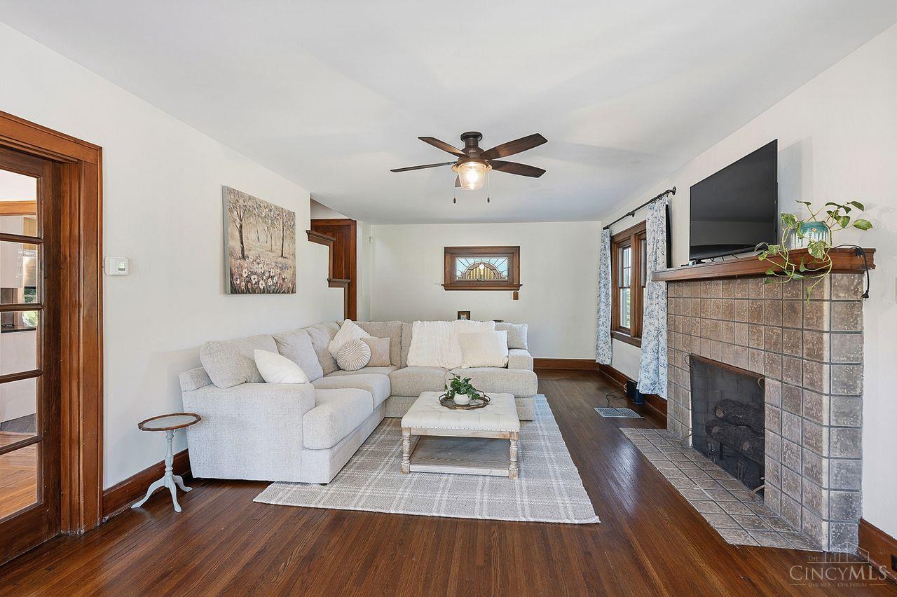 6244 Montgomery Road Cincinnati, OH 45213 - Photo 7 of 40 Gallery Image 7