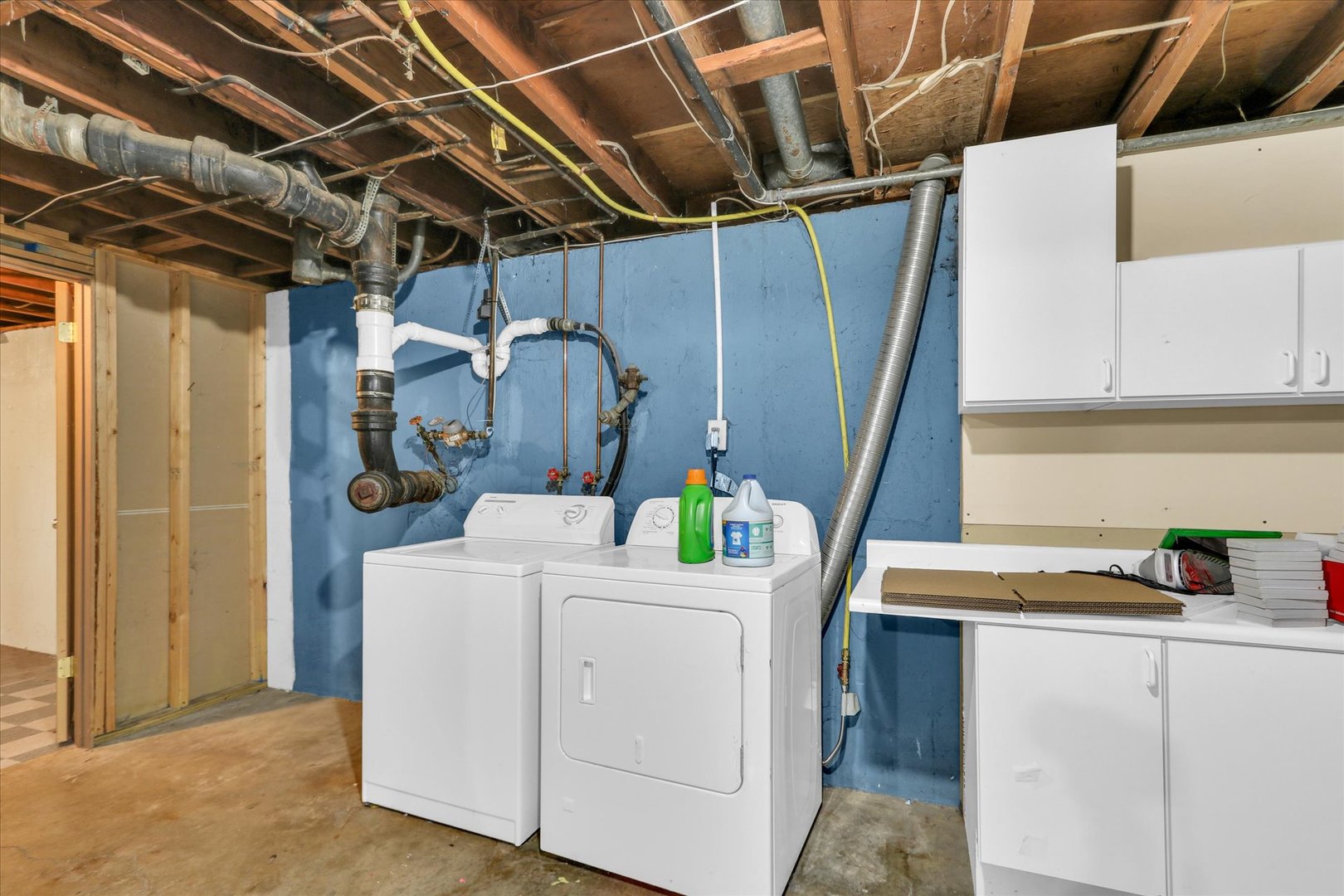 1108 Eastern Drive Urbana, IL 61801 - Photo 22 of 29 a utility room with dryer and washer