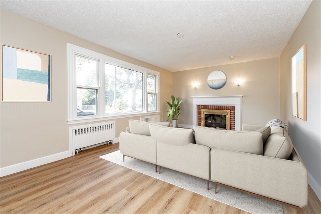 29 Davis Street Springfield, MA 01104 - Photo 23 of 42