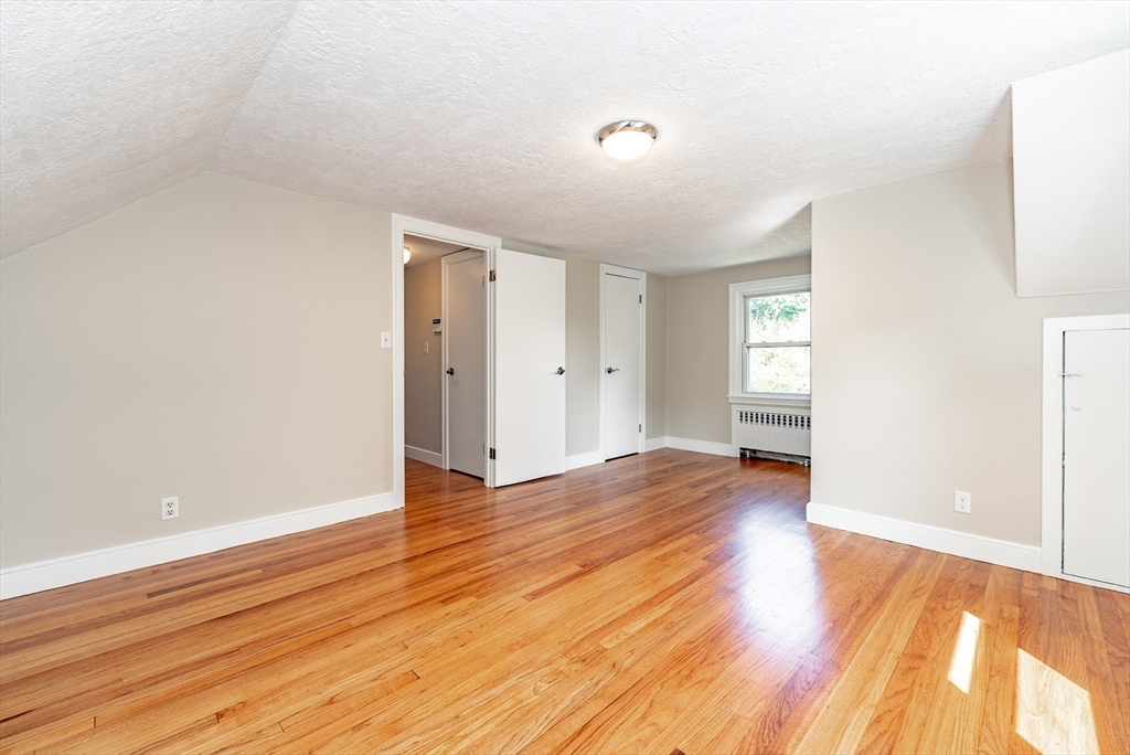 29 Davis Street Springfield, MA 01104 - Photo 31 of 42