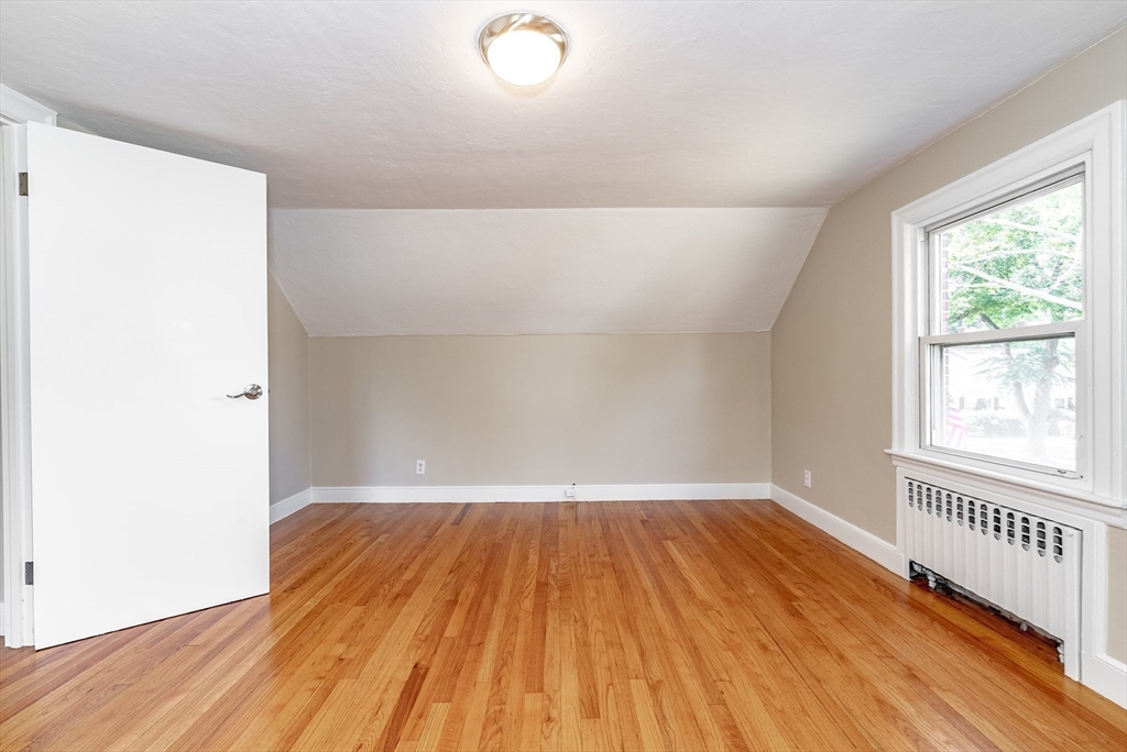 29 Davis Street Springfield, MA 01104 - Photo 36 of 42