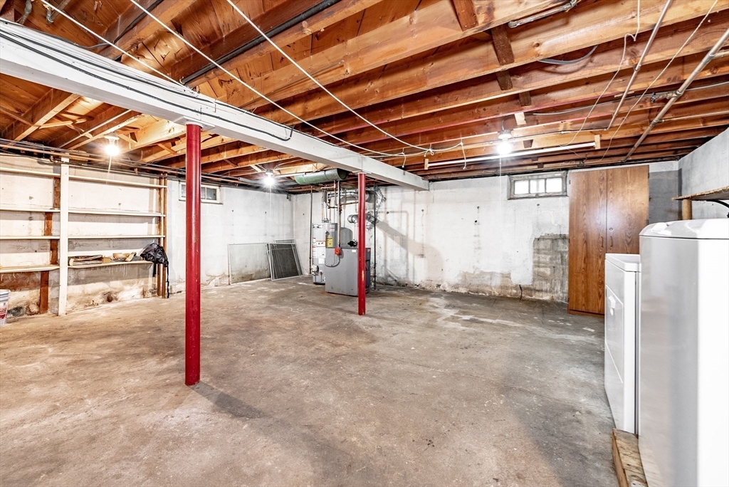 29 Davis Street Springfield, MA 01104 - Photo 41 of 42