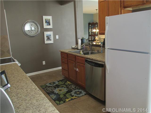 6304 Rhodins Lane, Unit N Fort Mill, SC 29707 - Photo 5 of 12 Gallery Image 5