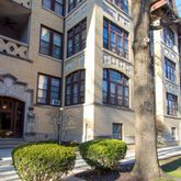 $1,950 | 724 Erie Street, Unit 2, Oak Park, IL 60302