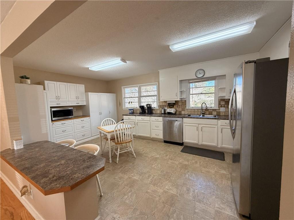 526 Poplar Street Toccoa, GA 30577 - Photo 9 of 36