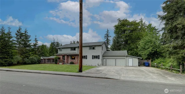 $1,495,000 | 7820 Northeast 195th Street, Kenmore, WA 98028
