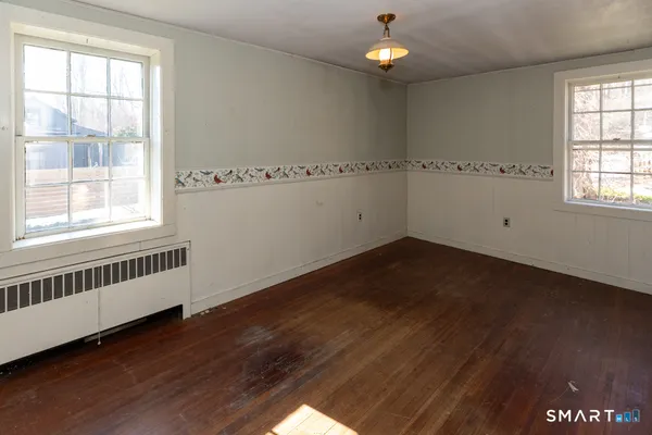 $375,000 | 25 Union Street, Deep River, CT 06417