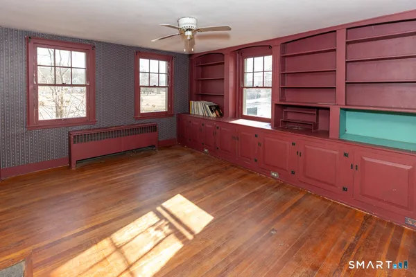 $375,000 | 25 Union Street, Deep River, CT 06417