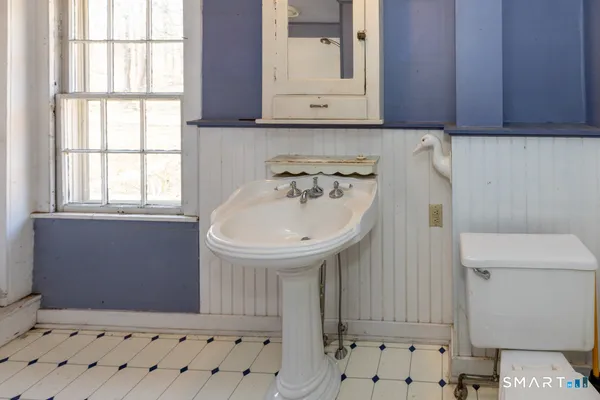 $375,000 | 25 Union Street, Deep River, CT 06417