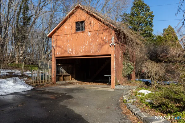 $375,000 | 25 Union Street, Deep River, CT 06417