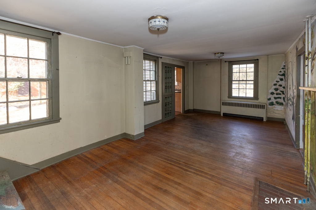 25 Union Street Deep River, CT 06417 - Photo 7 of 40