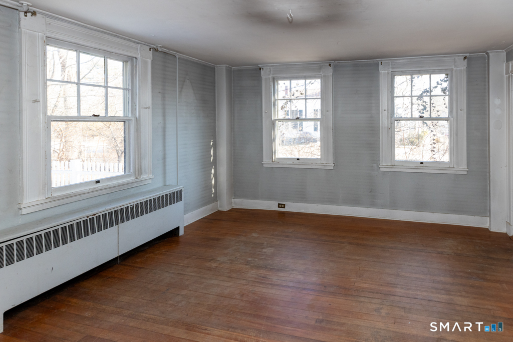 25 Union Street Deep River, CT 06417 - Photo 9 of 40