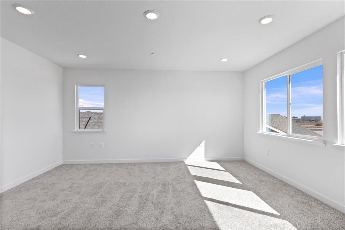 279 Piper Lane Colusa, CA 95932 - Photo 32 of 51 a view of a livingroom with a window